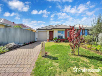 4 Macadamia Loop Piara Waters